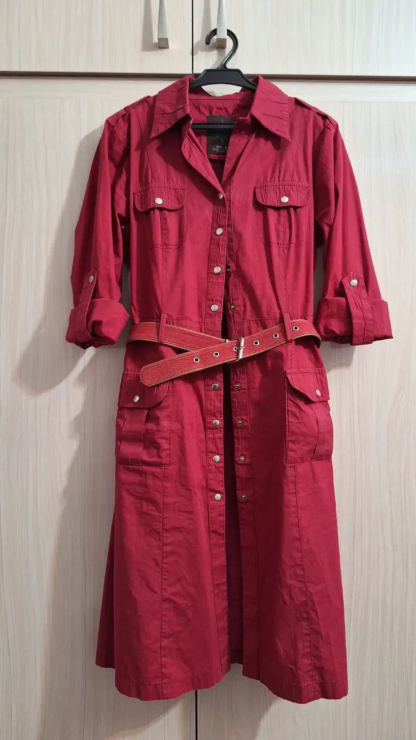 مانتو ولباس وشلوار|لباس|خوی, |دیوار