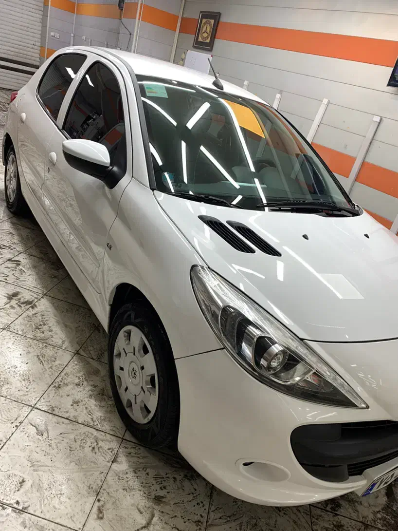 ۲۰۷مدل۱۴۰۰سقف فلز|خودرو سواری و وانت|تبریز, |دیوار