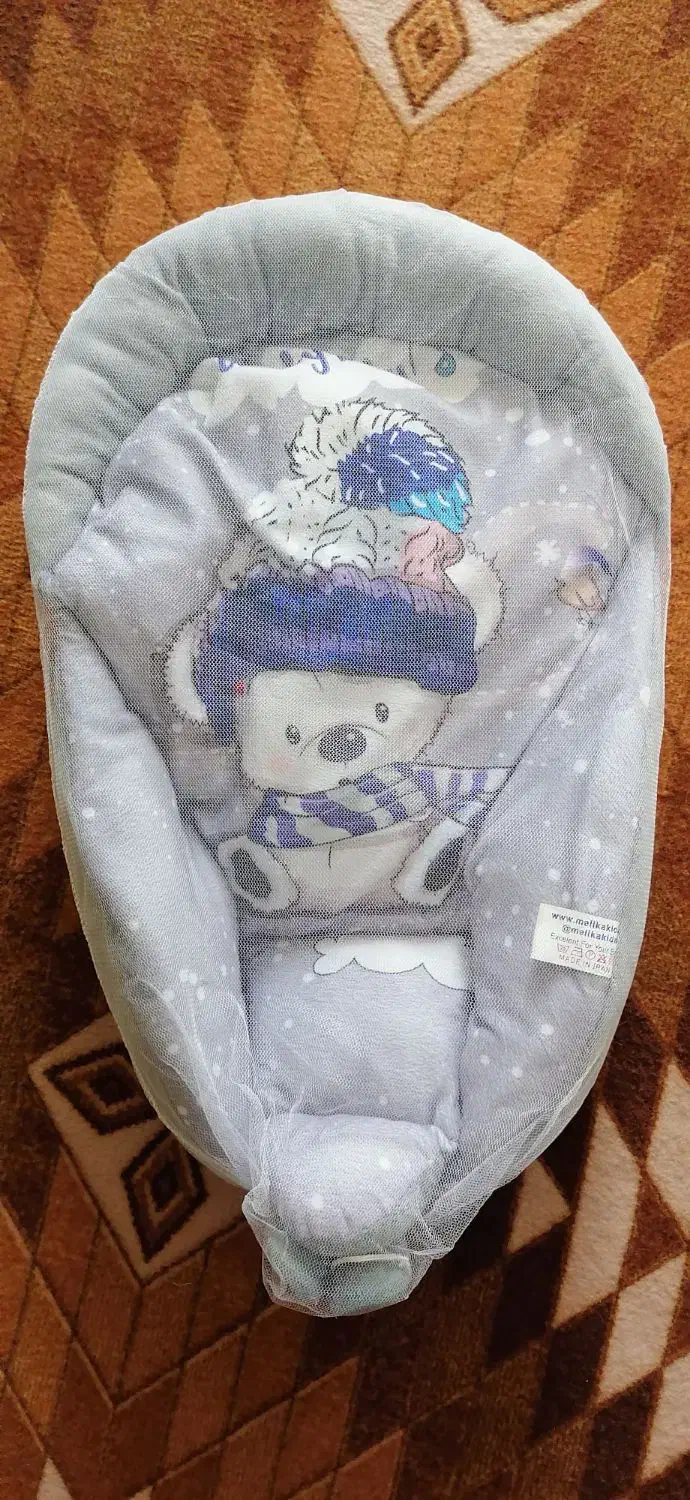 آغوشی و قنداق چسبی نوزادی نو|اسباب و اثاث بچه|نجفآباد, شریعتی غربی|دیوار