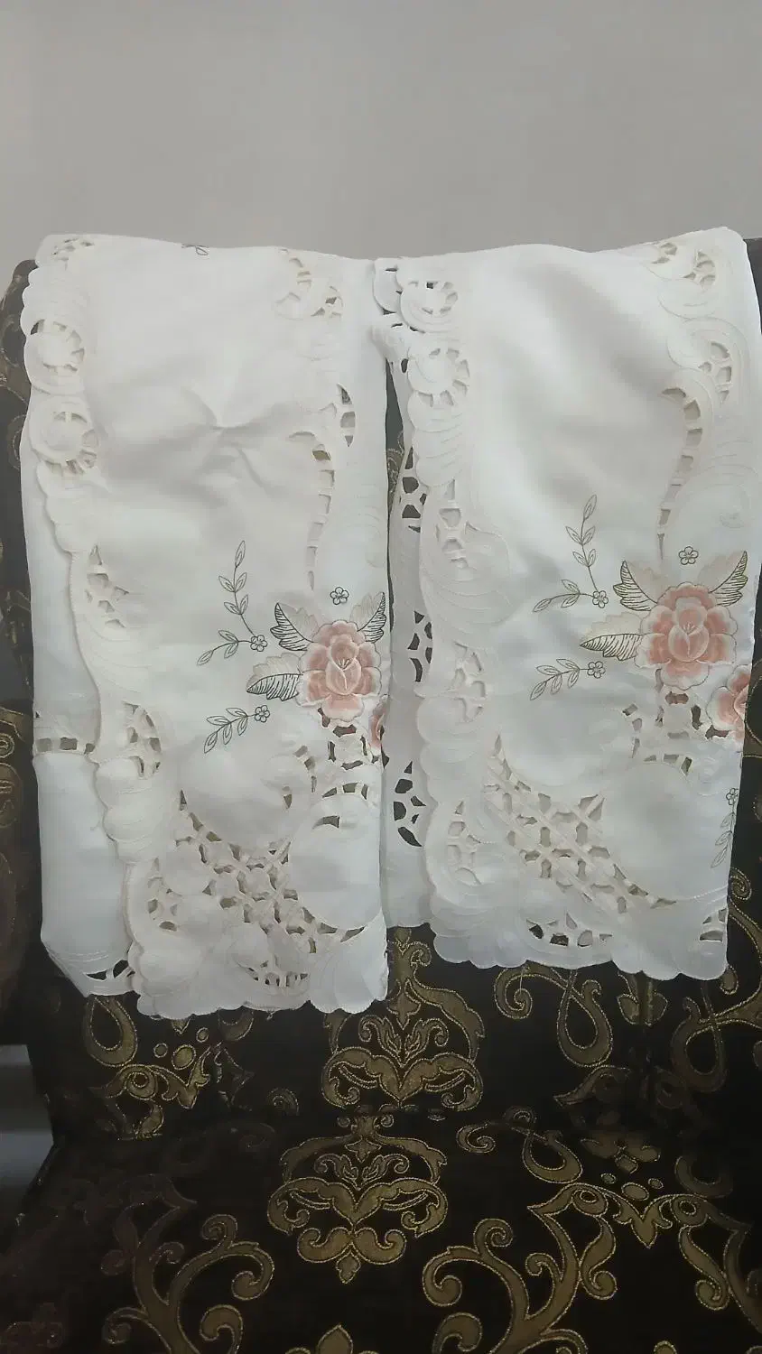 یک جفت رو پشتی|پشتی|همدان, |دیوار