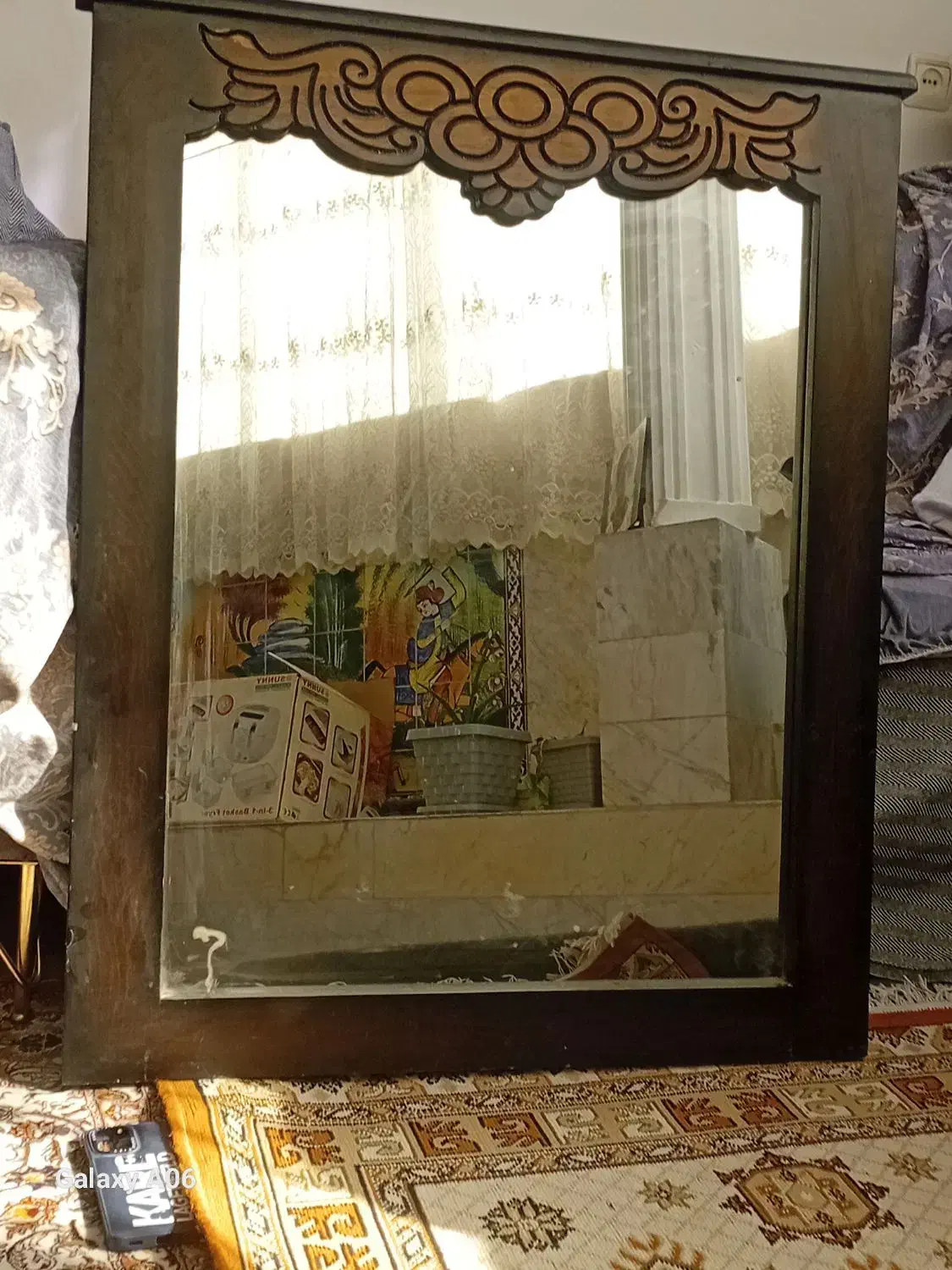 اینه|آینه|گلستان (تهران), |دیوار