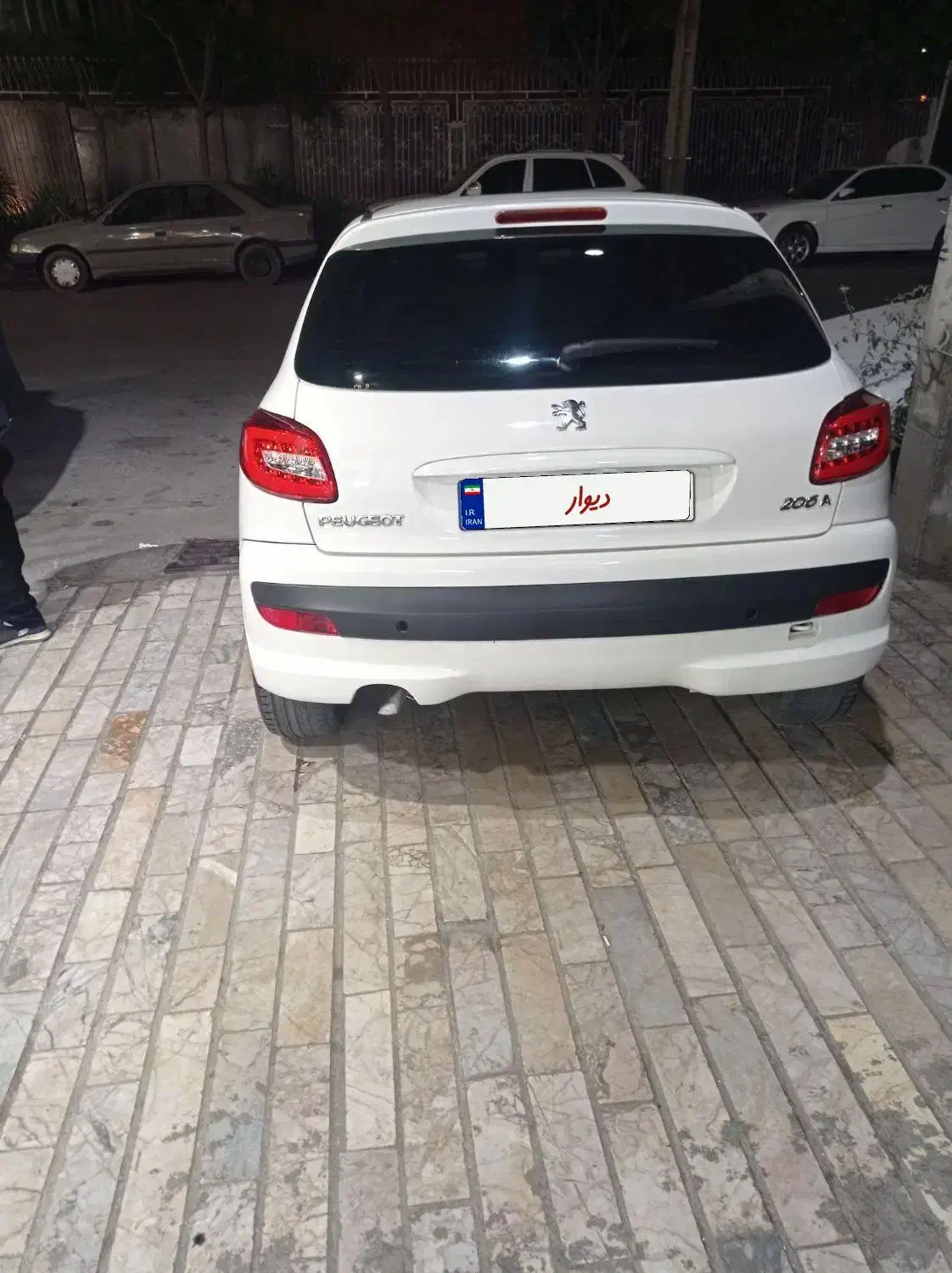 206 تیوفایو اتومات|خودرو سواری و وانت|مشهد, تربیت (صدف)|دیوار