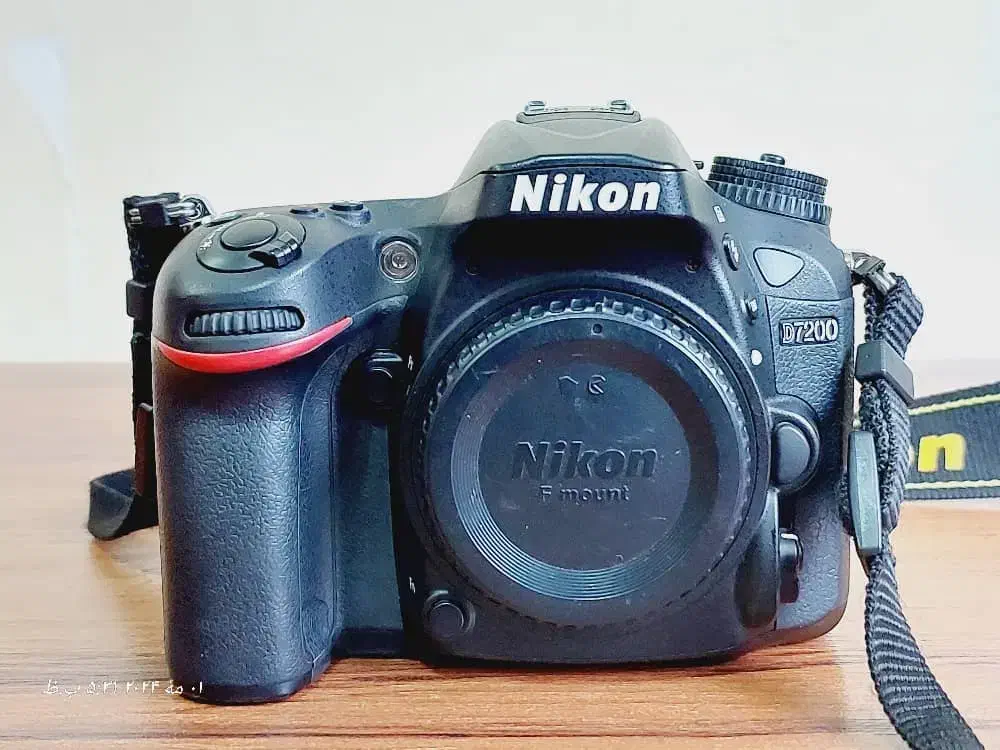 دوربین عکاسی Nikon D7200|دوربین عکاسی و فیلم‌برداری|نورآباد ممسنی, |دیوار