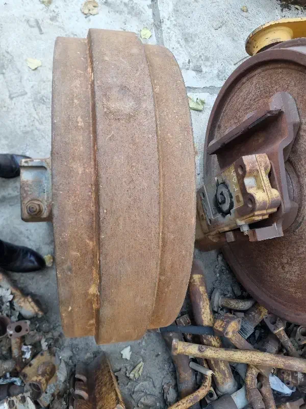 بیل pc800 و بیل pc750 چرخ جلو در حد صفر|قطعات یدکی و لوازم جانبی|تبریز, |دیوار