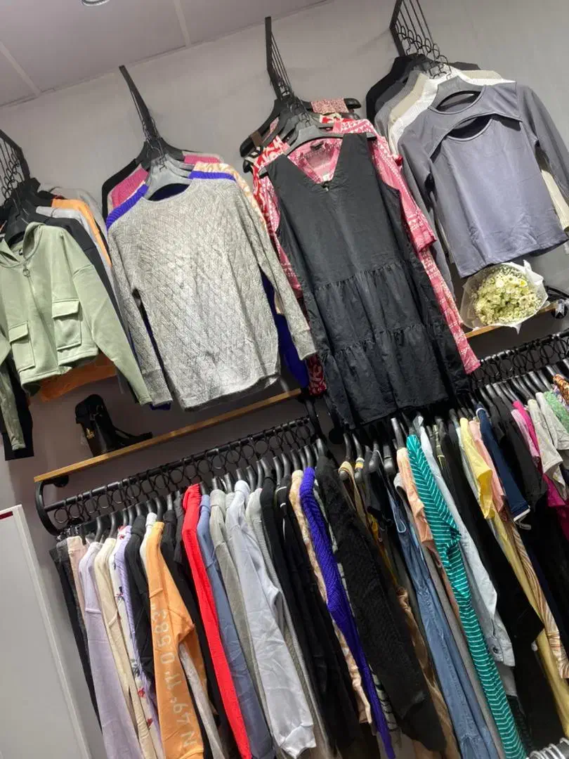 استخدام پاره وقت خانم ترجیحا مجرد در بوتیک زنانه|استخدام بازاریابی و فروش|رشت, دیلمان|دیوار