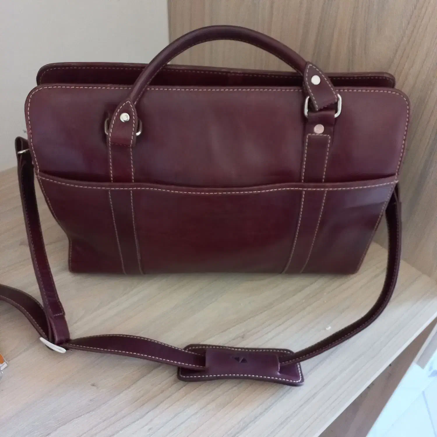 کیف چرم مشهد|کیف، کفش، کمربند|مشهد, هفت تیر (آب و برق)|دیوار