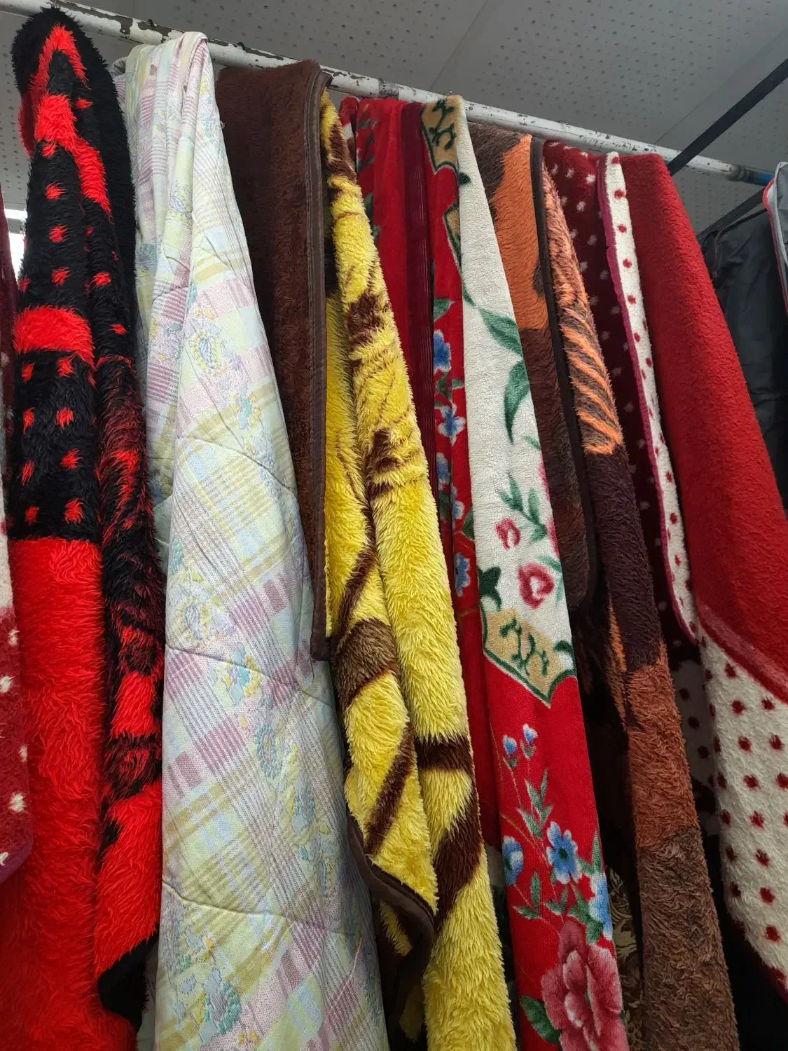 خشکشویی رزپلاس|خدمات نظافت|کرمان, |دیوار