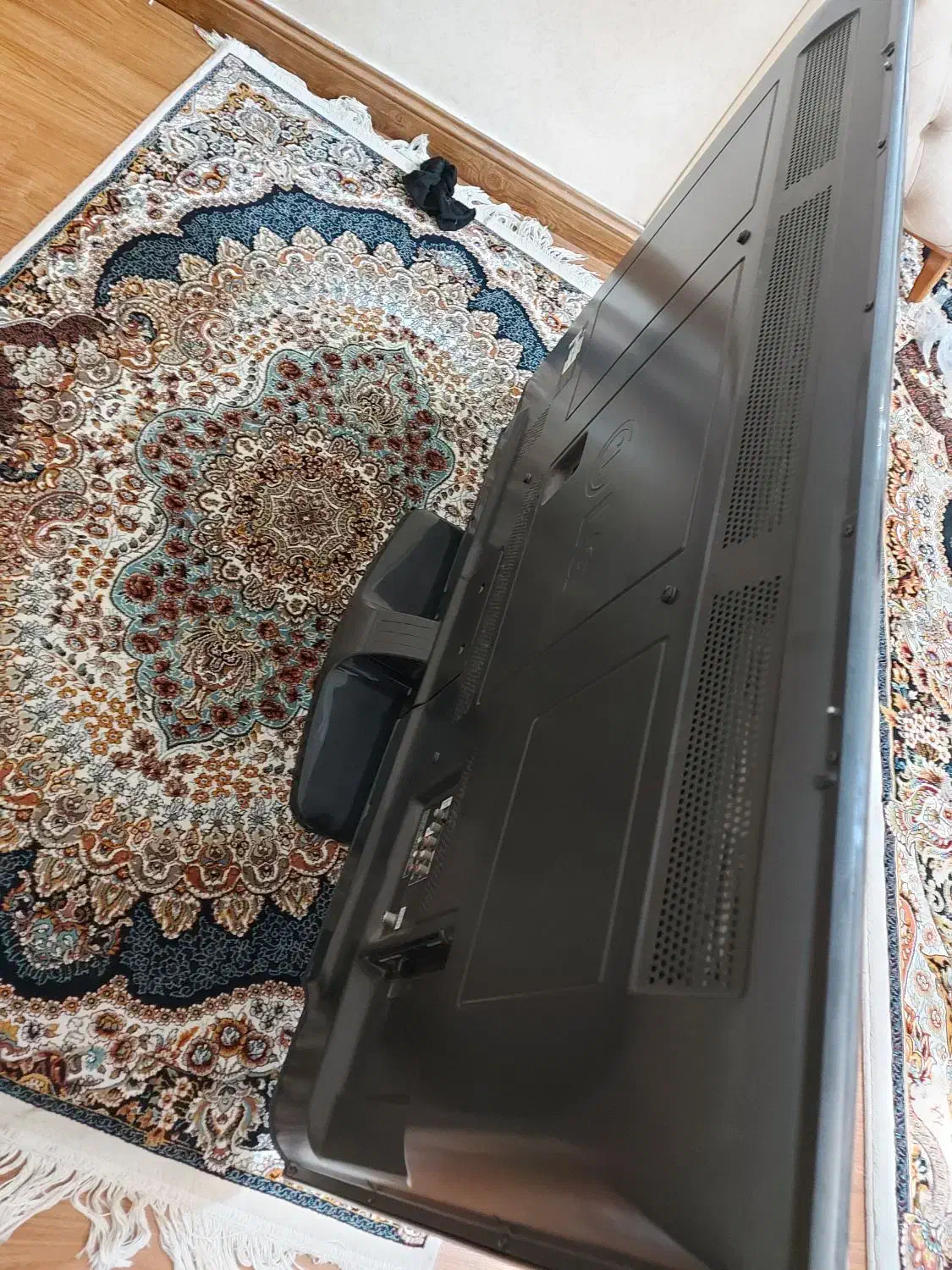 تلوزیون lED الجی 50 اینچ|تلویزیون و پروژکتور|صومعه‌سرا, |دیوار