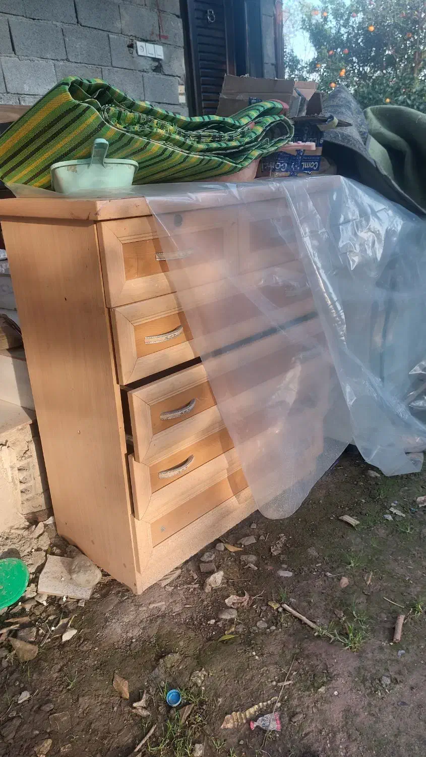 دراور|جاکفشی، کمد، دراور|خرم‌آباد (تنکابن), |دیوار