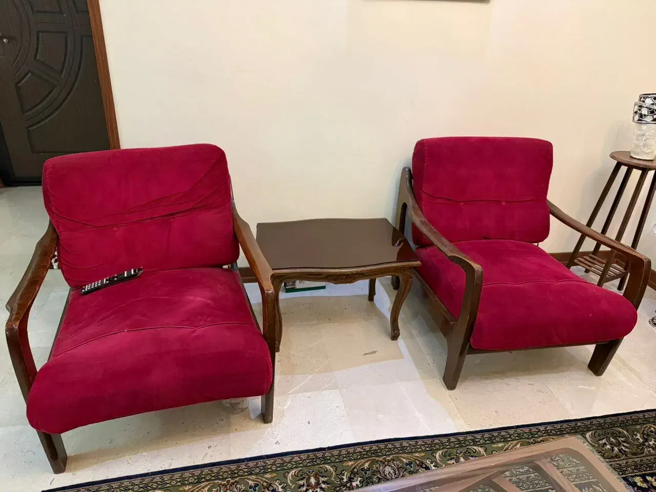 مبل های راحتی همراه میز وسط|مبلمان خانگی و میز عسلی|تهران, مهران|دیوار