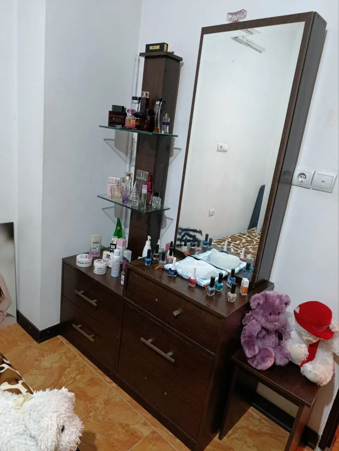 سرویس خواب|تخت و سرویس خواب|شاهرود, |دیوار