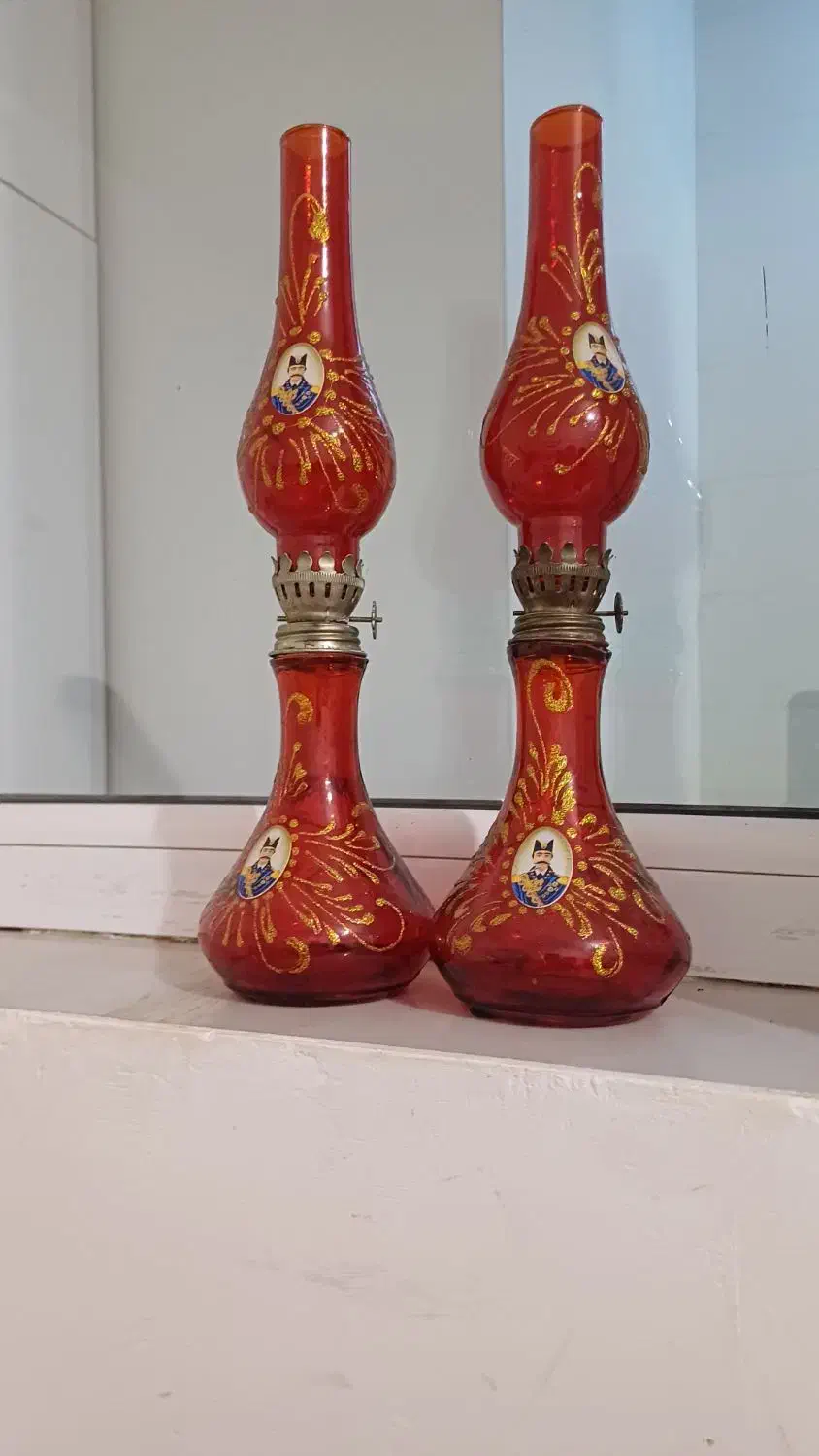 شمعدون|کلکسیون اشیاء عتیقه|سنقر, |دیوار