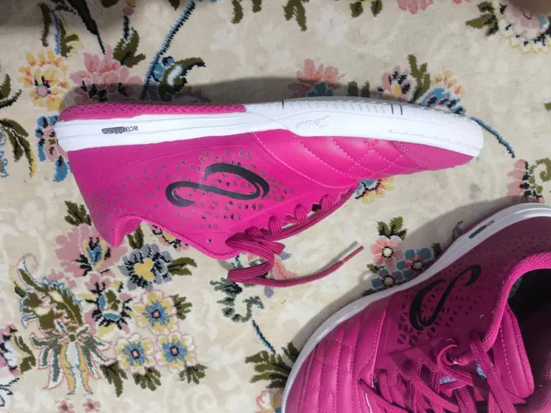 کفش فوتسال اورجینال|کیف، کفش، کمربند|پیشوا, |دیوار