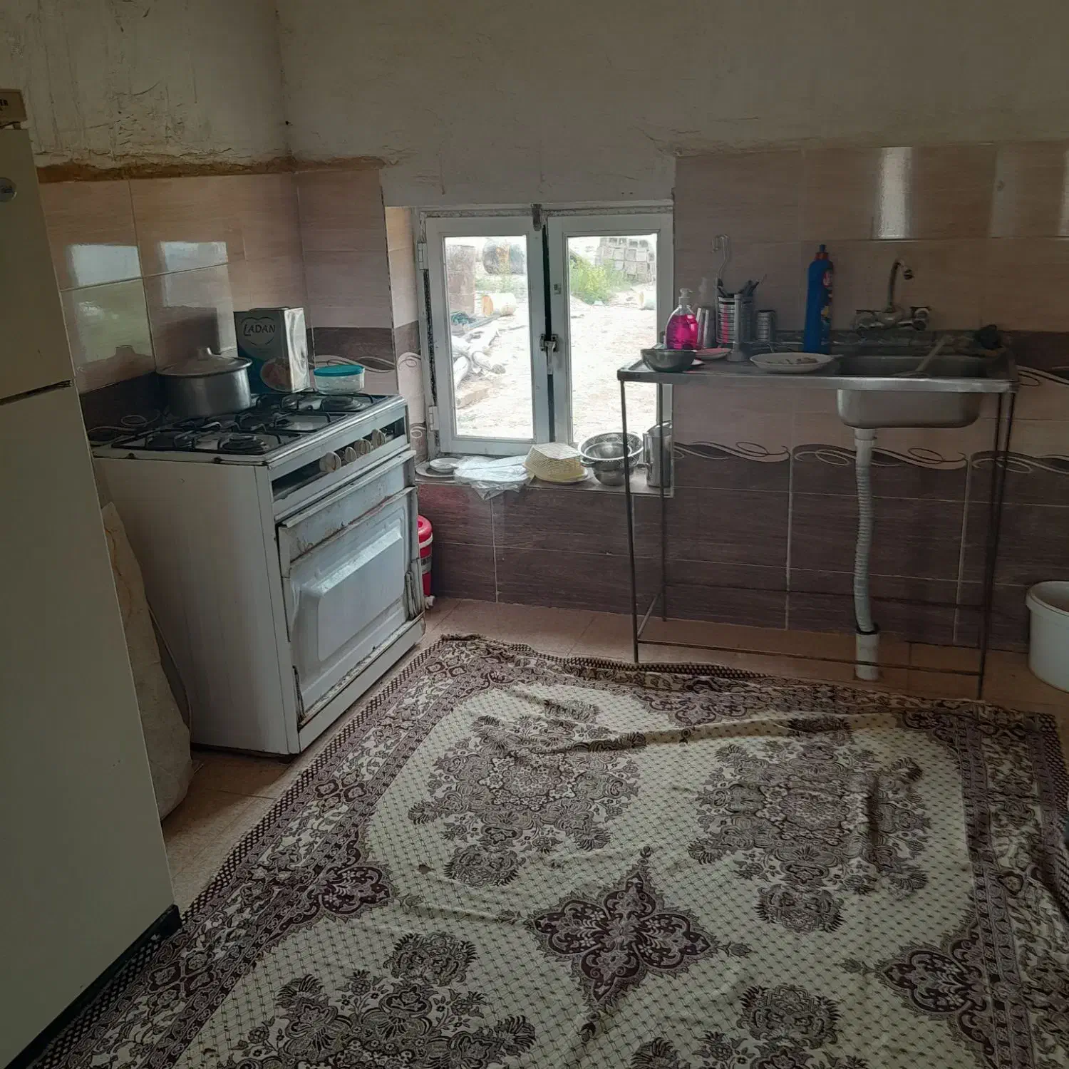 گارگر گلخانه کبودراهنگ|استخدام صنعتی، فنی، مهندسی|ایرانشهر, |دیوار