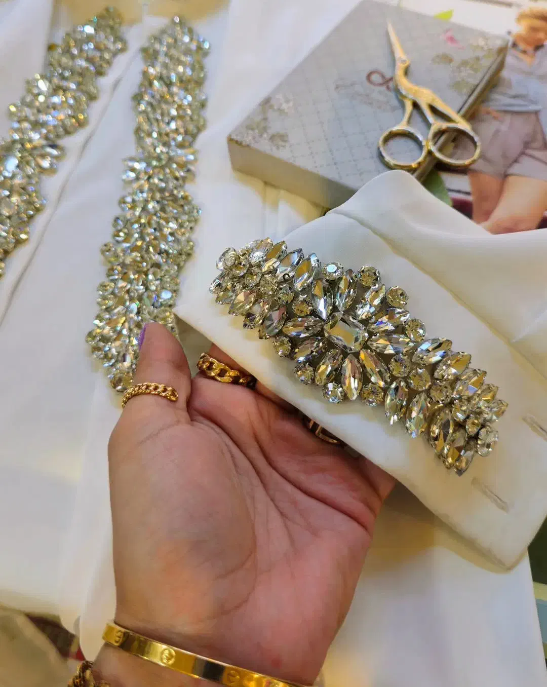 جواهر دوزی لباس مجلسی و چادر عروس|لباس|کرمان, |دیوار