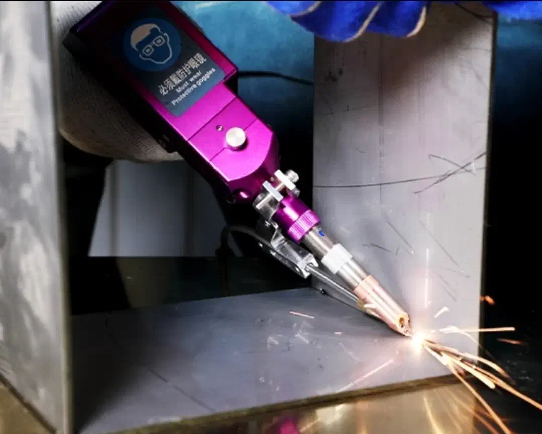 انواع جوش CO2دستگاه لیزر تمام فلزات برش لیزرCNC|خدمات پیشه و مهارت|تهران, شادآباد|دیوار