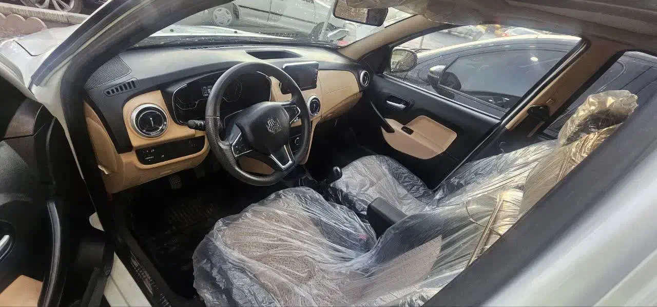 اطلس فول با سانروف مدل1404|خودرو سواری و وانت|فلاورجان, |دیوار