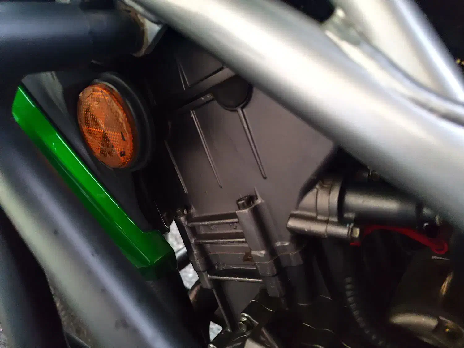 بنلی 300|موتورسیکلت|تهران, فرودگاه مهرآباد|دیوار