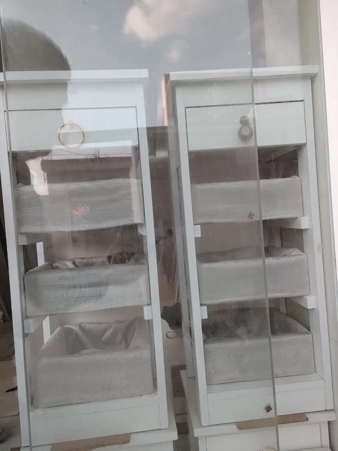 جا سیب زمینی|کتابخانه، شلف، قفسه‌های دیواری|نیشابور, گنبد سبز|دیوار