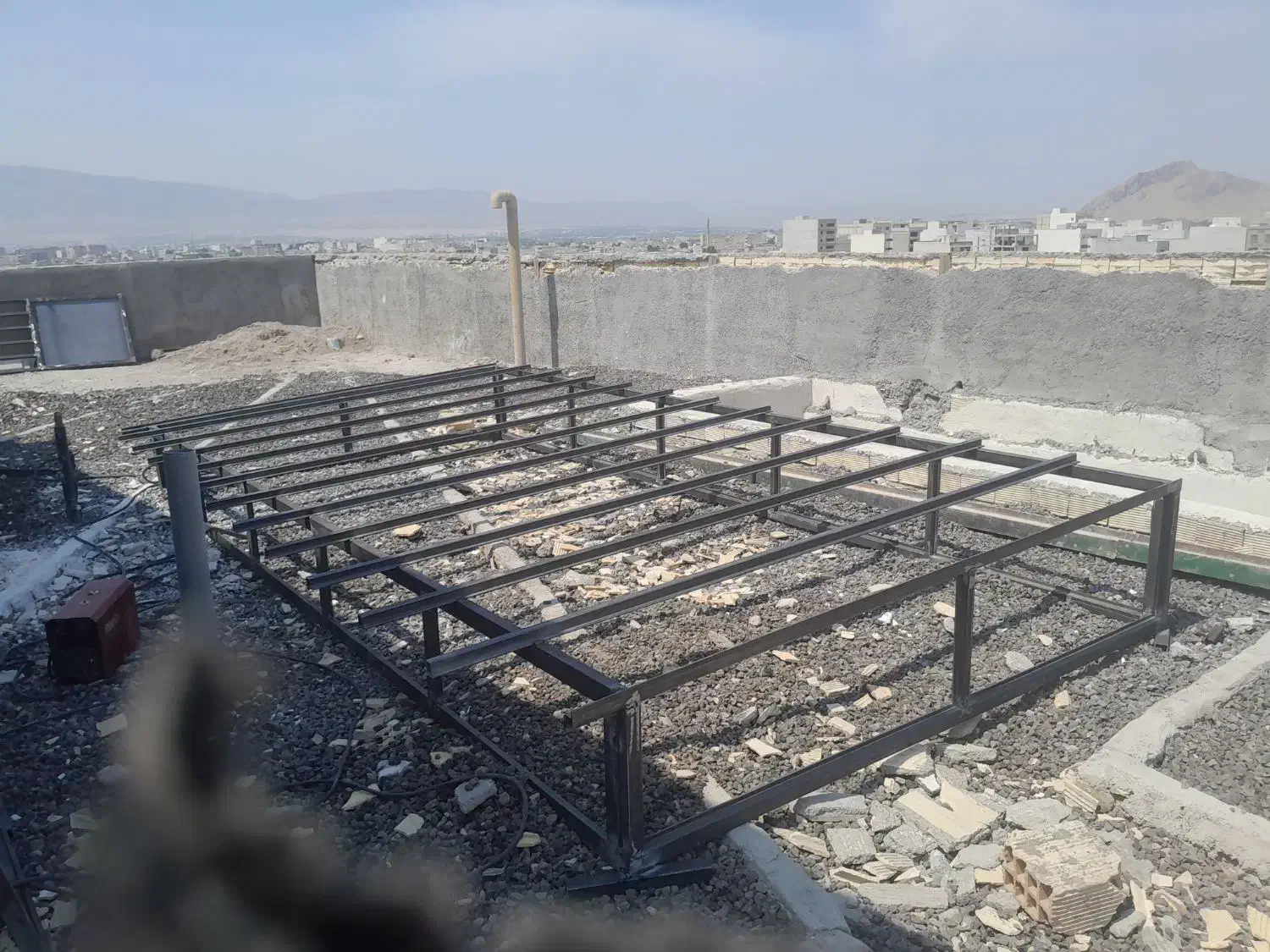 جوشکار سیار ودرب وپنجره ساز حرفه ای|خدمات پیشه و مهارت|خرم‌آباد, |دیوار