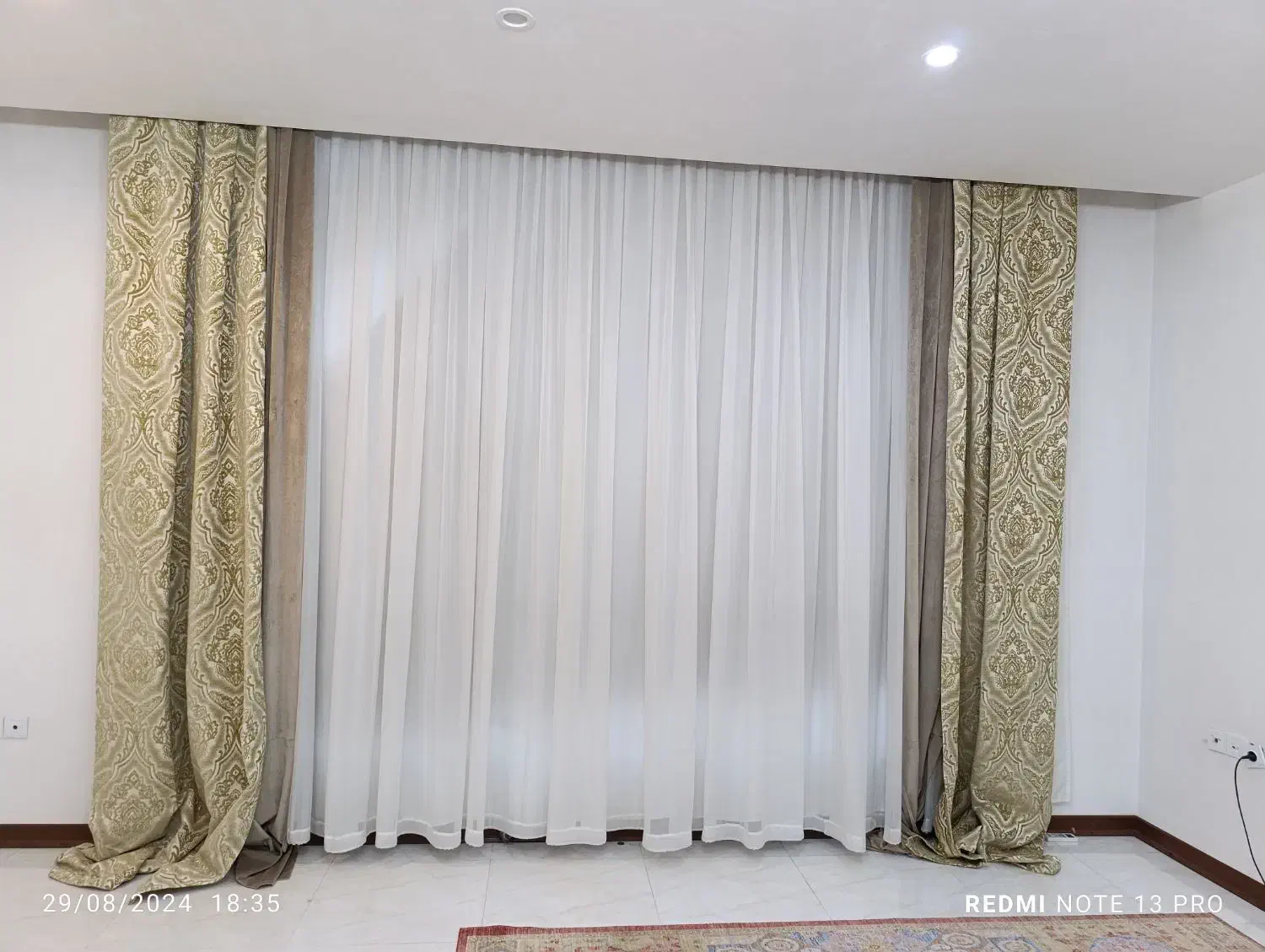 دو عدد والان مخمل طرح دار|پرده، رانر، رومیزی|گلستان (تهران), |دیوار