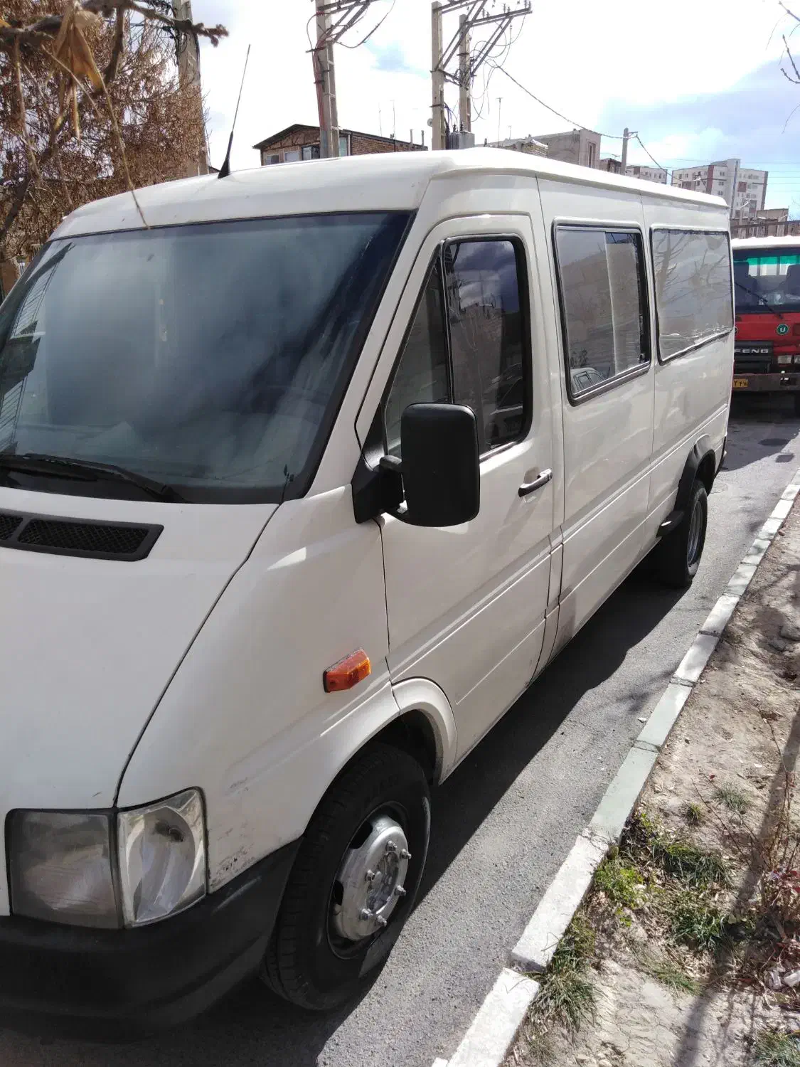 سرویس پذیرفته میشود|خدمات حمل و نقل|اراک, |دیوار