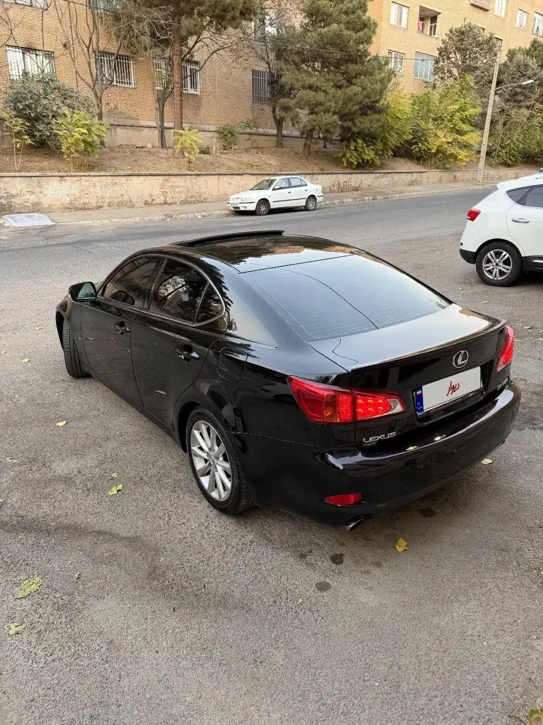 لکسوس IS300 مدل 2010/کارکرد ۱۴۰.۰۰۰ کیلومتر|خودرو سواری و وانت|تهران, میرداماد|دیوار