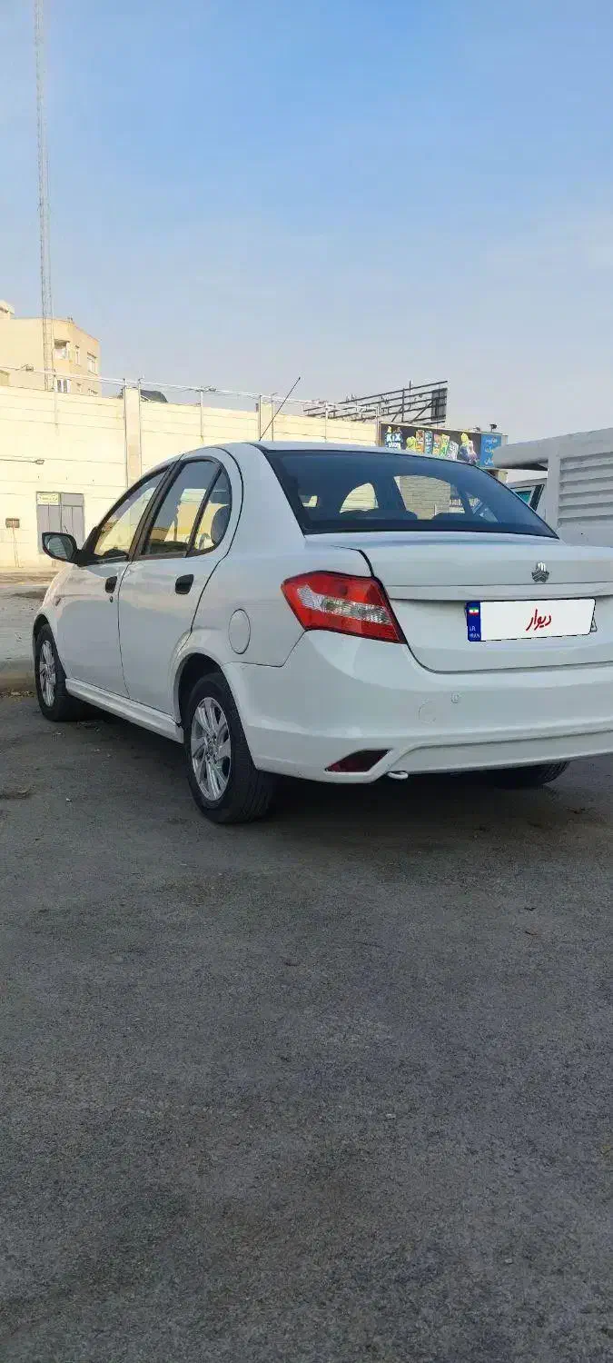 ساینا ۹۶ /سالم|خودرو سواری و وانت|اصفهان, باغ فدک|دیوار