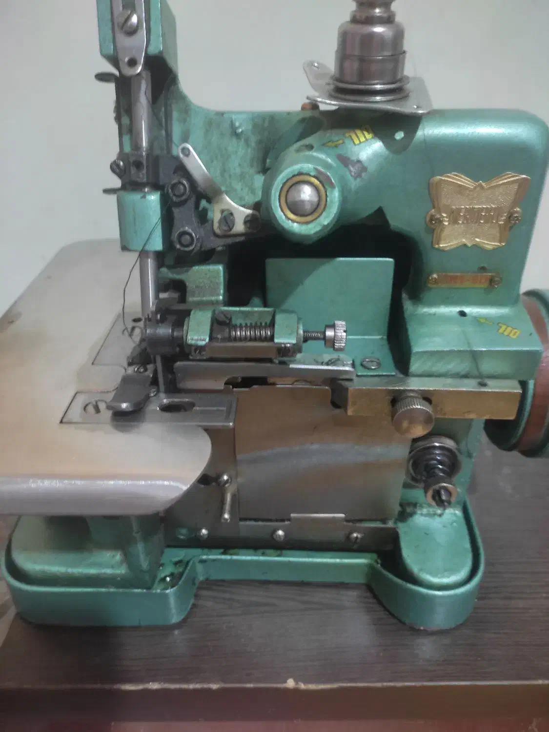 چرخ سردوز پروانه طلایی|چرخ خیاطی و ریسندگی|مشهد, عبادی|دیوار