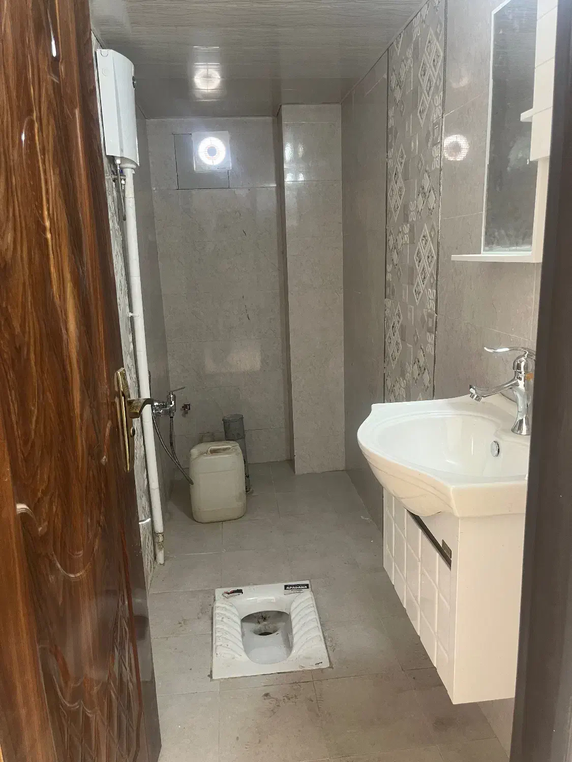 اجاره واحد مسکونی صفر کلید اول|اجارهٔ آپارتمان|اصفهان, بهارستان|دیوار