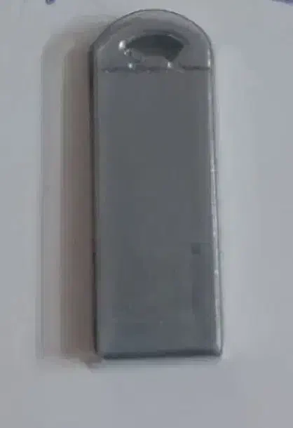 فلش ۱۲۸ گیگ کارکرده اما سالم|لوازم جانبی موبایل و تبلت|تهران, مسعودیه|دیوار