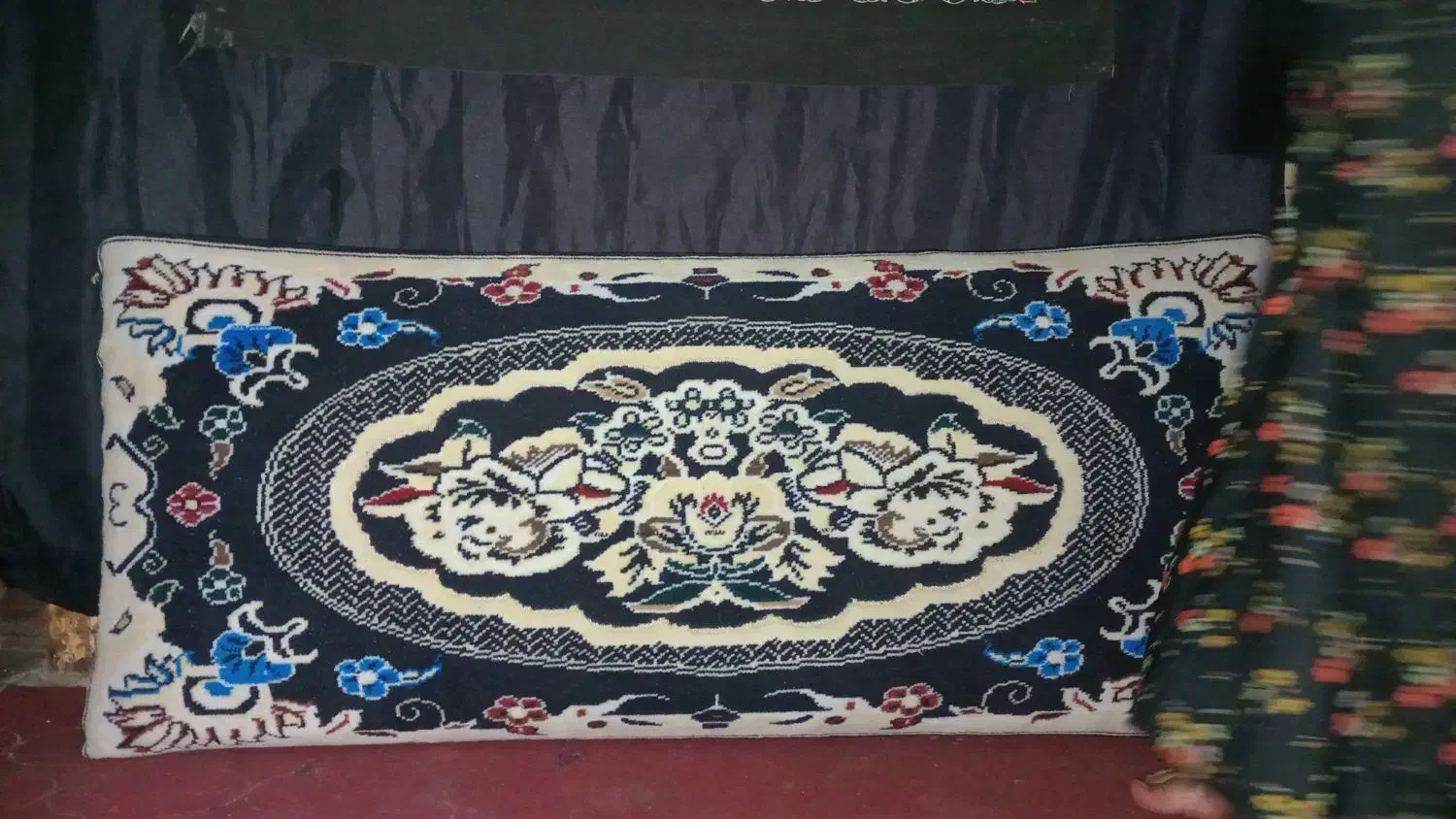 پشتی|پشتی|خرمشهر, |دیوار