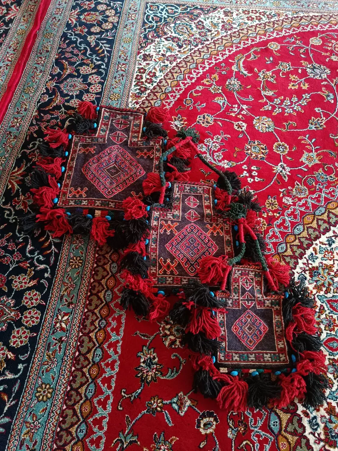 بافتنی|لوازم خیاطی و بافتنی|خانمیرزا, |دیوار