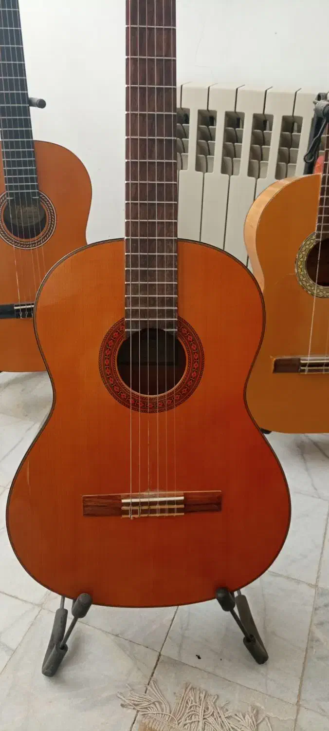 گیتار یاماها C70 اصلی|گیتار، بیس، امپلیفایر|رفسنجان, |دیوار