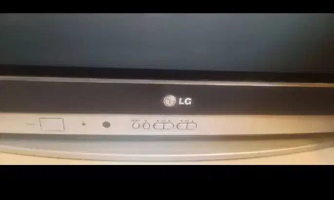 تلویزیون ال جی ۲۱ اینچ|تلویزیون و پروژکتور|بجنورد, |دیوار