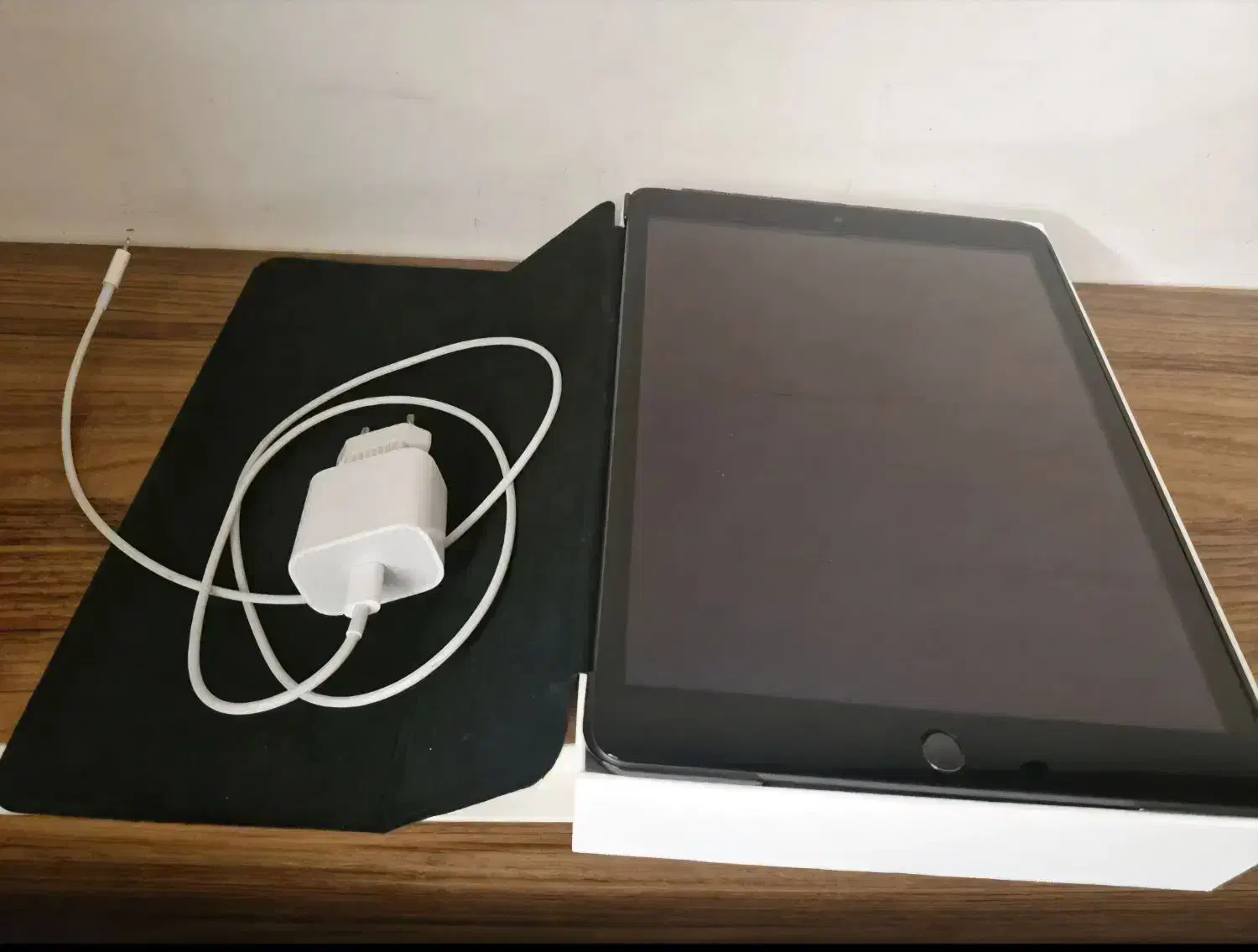 آیپد Generation  9|تبلت|تهران, بلورسازی|دیوار