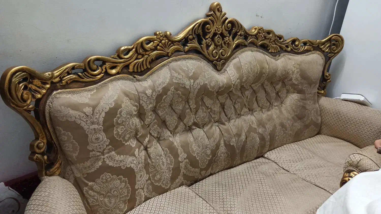 مبلمان۹نفره سلطنتی|مبلمان خانگی و میز عسلی|ورامین, ورامین|دیوار