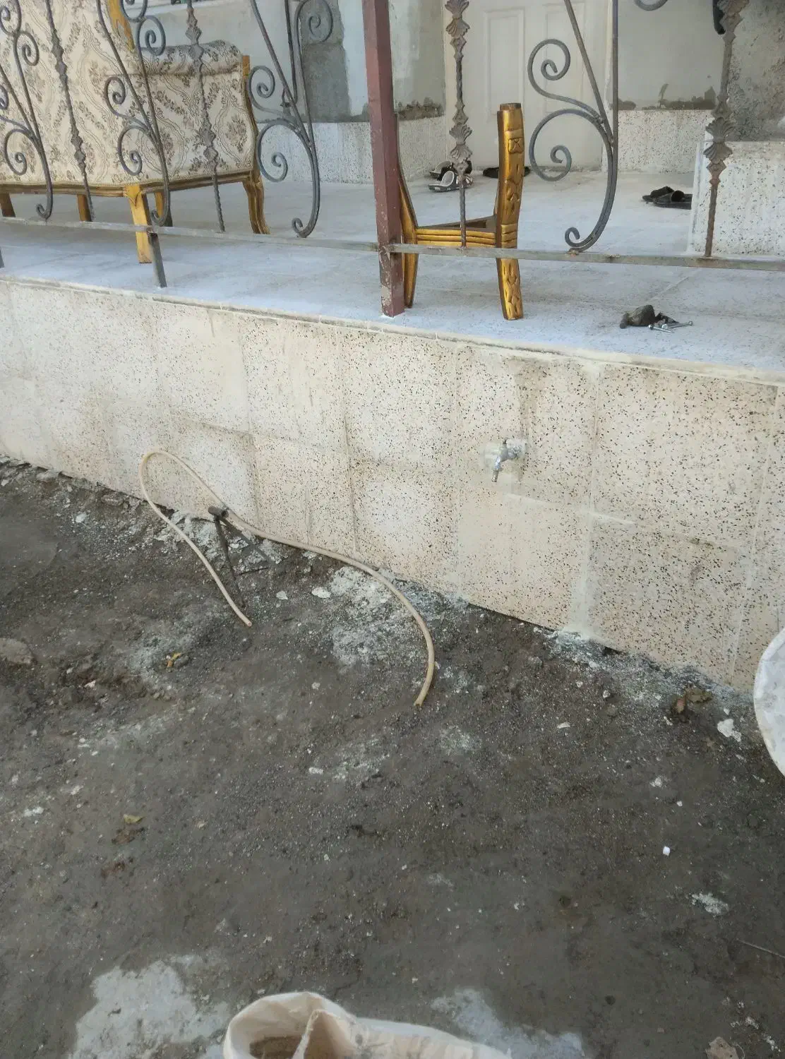 کاشیکاری و سیمانکاری ساختمان|خدمات پیشه و مهارت|اهر, |دیوار