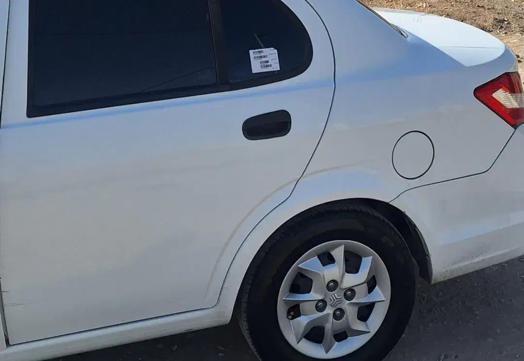 ساینا مدل ۹۹ خونگی تمیز|خودرو سواری و وانت|کاشان, فاز ۲ ناجی آباد|دیوار