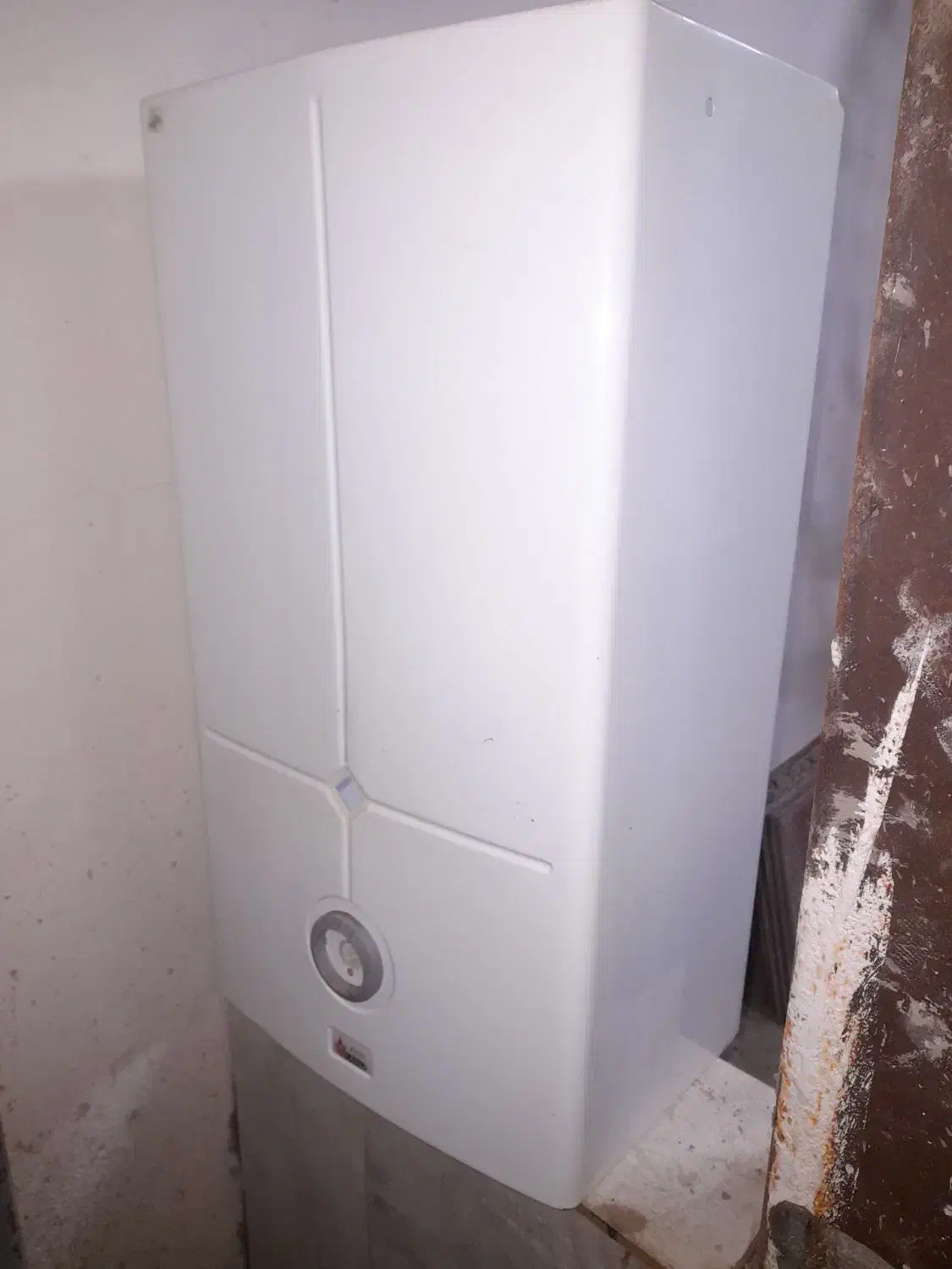 آبگرمکن بوتان|آبگرمکن، پکیج، شوفاژ|هشتگرد, هیو|دیوار