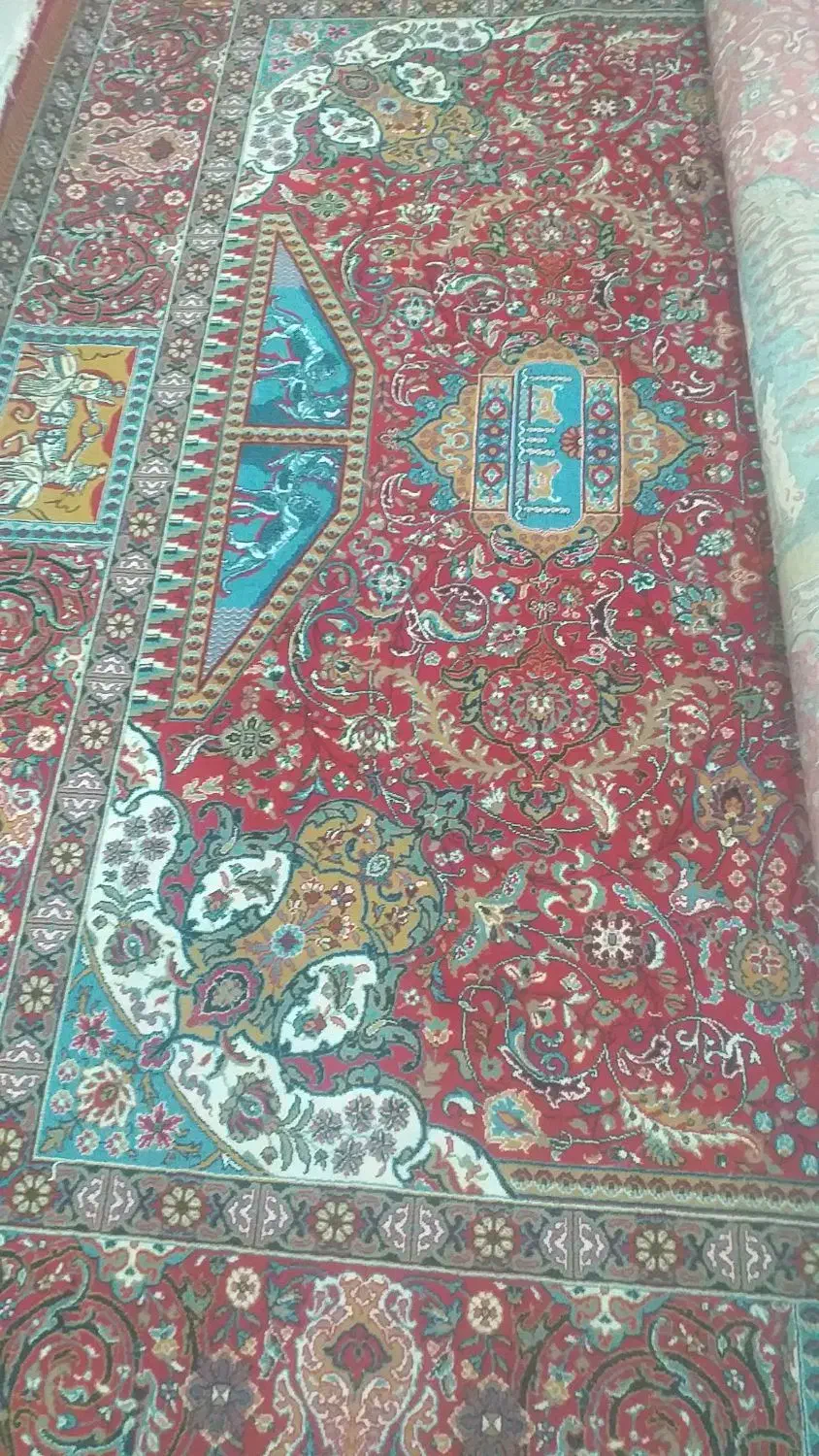 فرش|فرش|پردیس, فاز ۸|دیوار