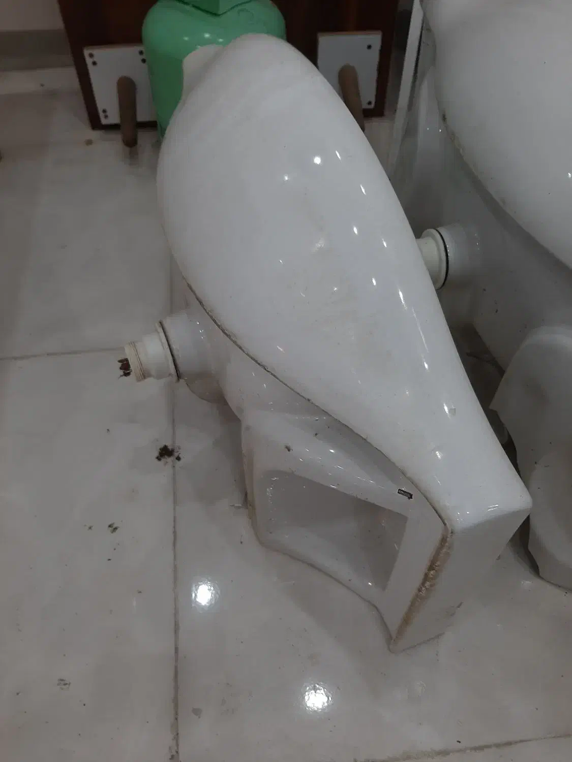 سنگ روشویی بدونه پایه ۲ عدد|لوازم سرویس بهداشتی|اهواز, ۲۰۰۰واحدی|دیوار