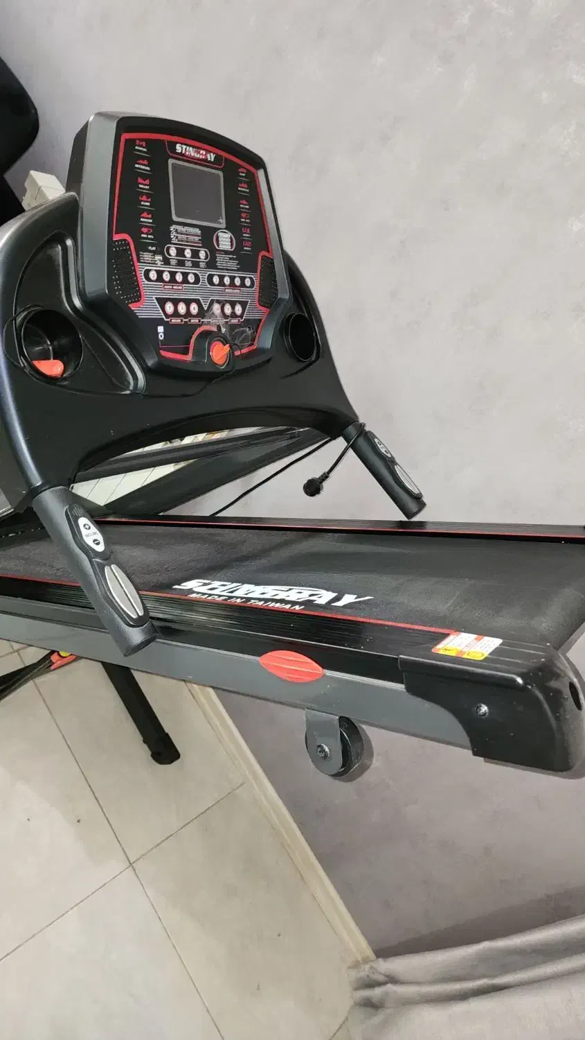 تردمیل و دوچرخه ثابت .|تجهیزات ورزشی|کرج, باغستان|دیوار