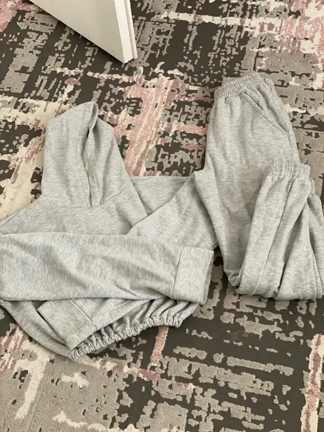 ست هودی شلوار زیر قیمت فروش فوری|لباس|اندیشه, شهرک صدف|دیوار