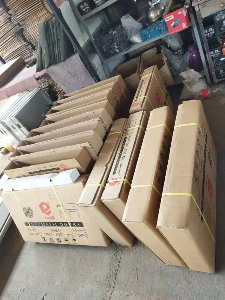 فروش درب اتوبوسی|مصالح و تجهیزات ساختمان|تهران, مهرآباد جنوبی|دیوار