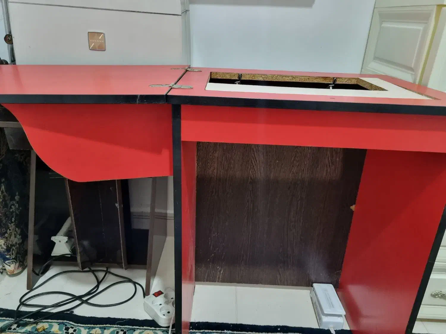 میز چرخ|لوازم خیاطی و بافتنی|مشهد, کوشش|دیوار