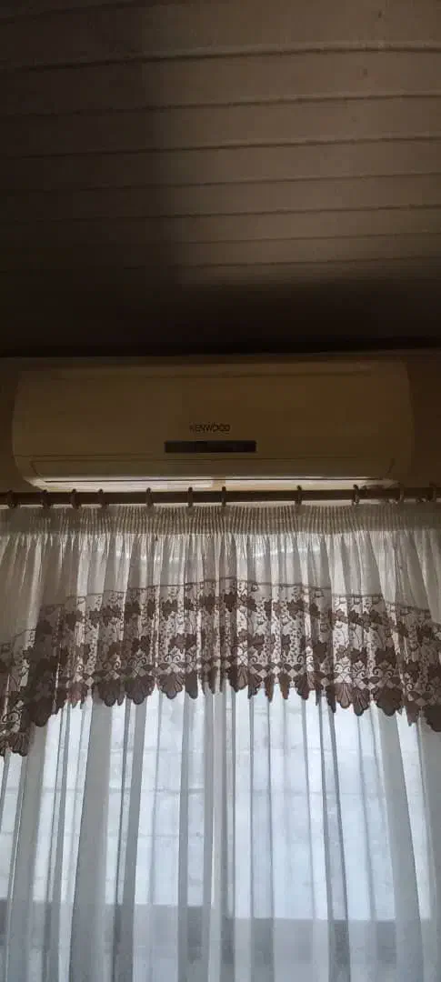 اسپیلت|کولر گازی و فنکوئل|بندر انزلی, آذربایجان|دیوار