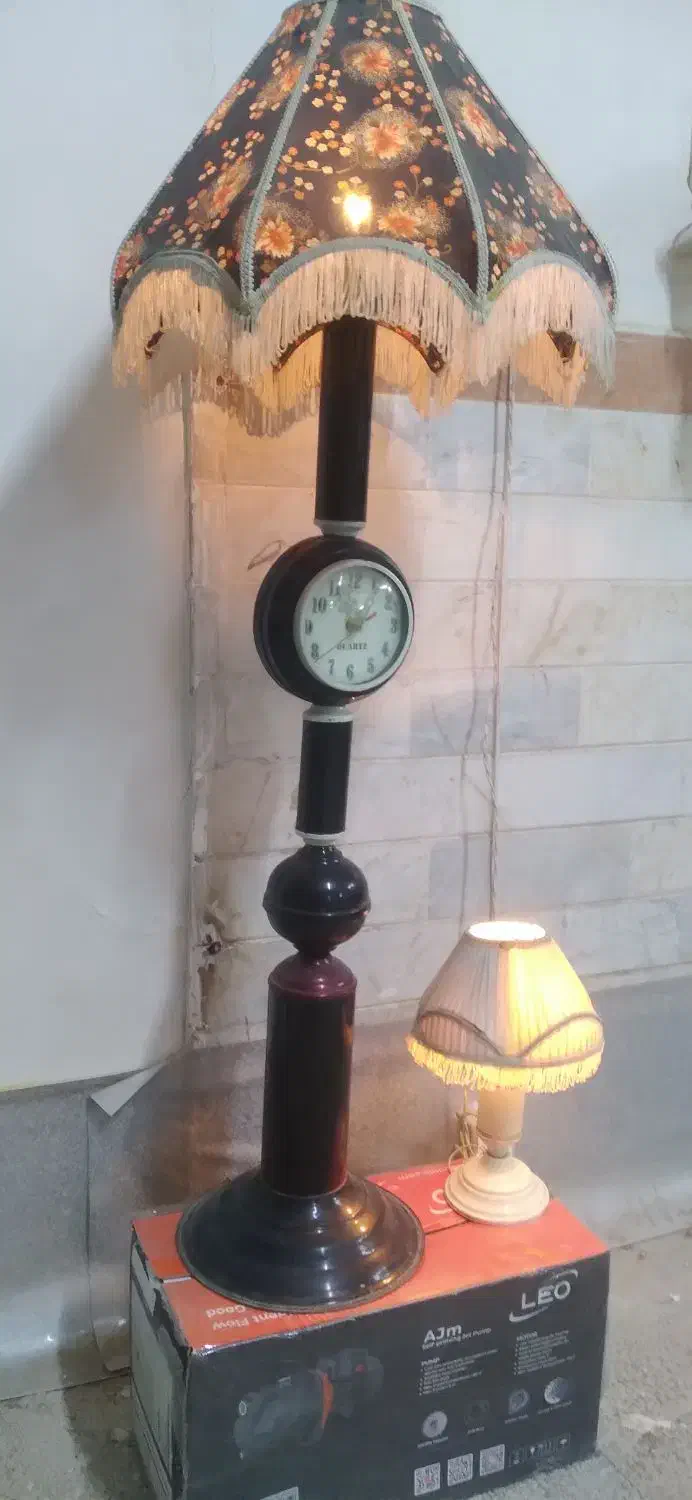 آباژور ساعت دار و چراغ خواب|چراغ خواب و آباژور|شاهرود, |دیوار