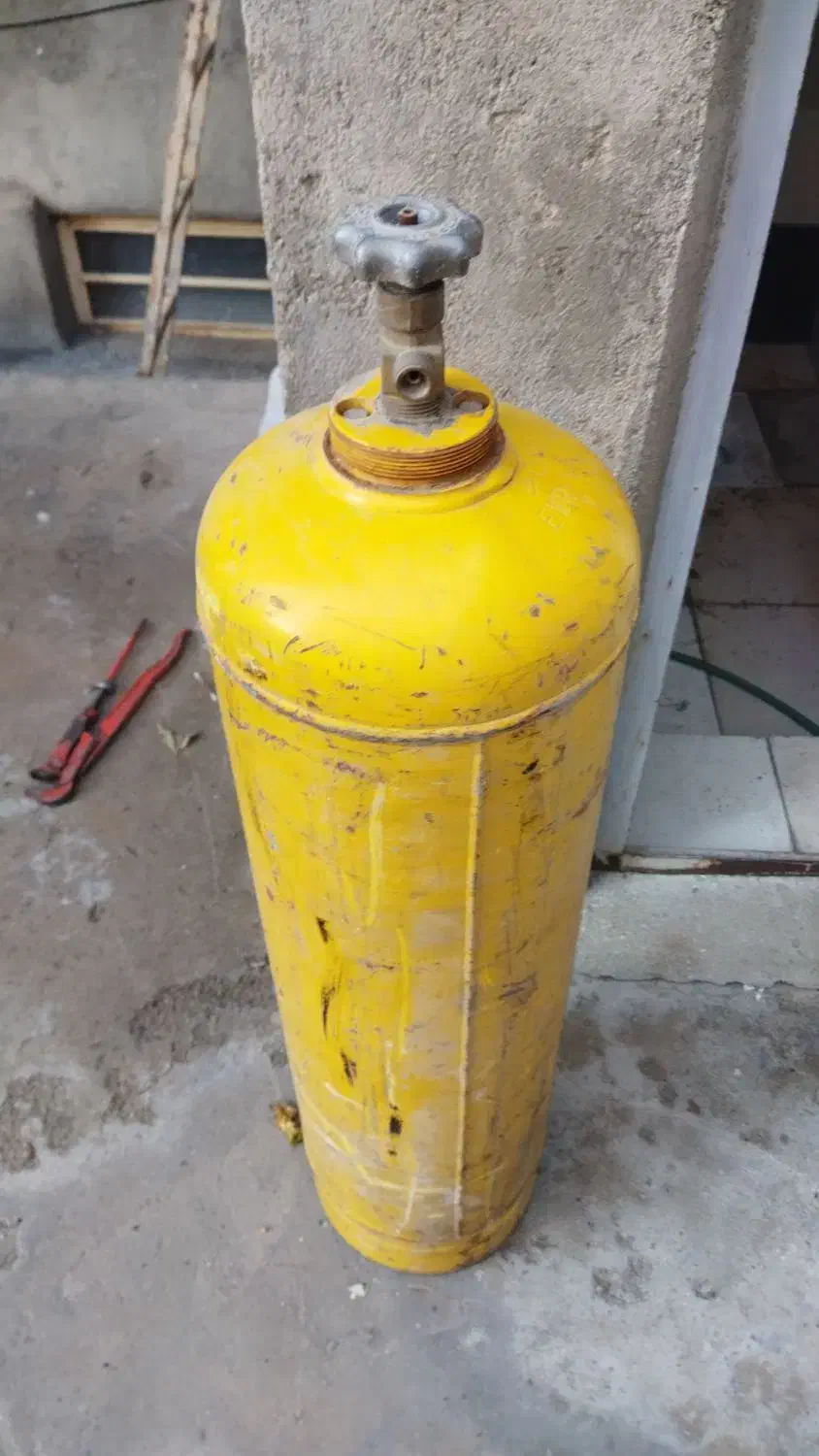 کپسول گاز استیلن|ابزارآلات|بانه, |دیوار