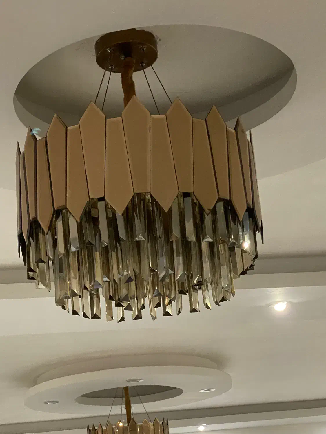 لوسر|لوستر و چراغ آویز|رشت, کوی حسینی|دیوار